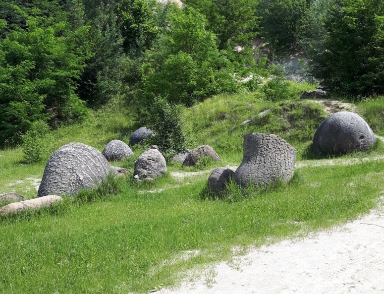 trovanti